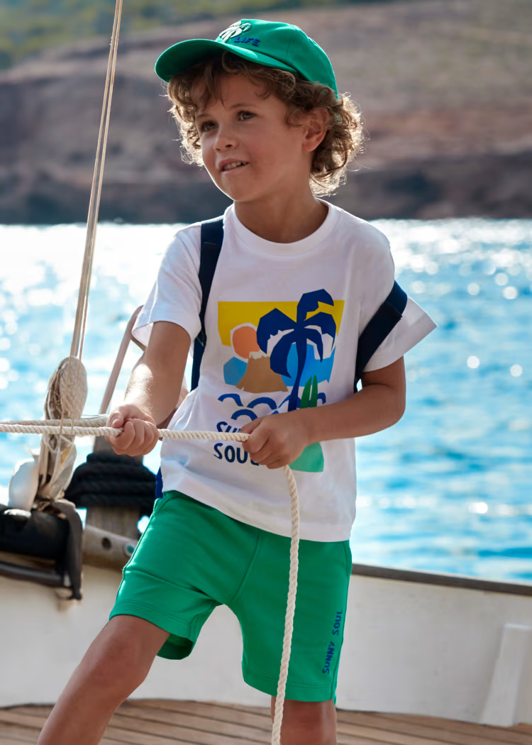 Set Pantallona Të Shkurtra+ T-Shirt