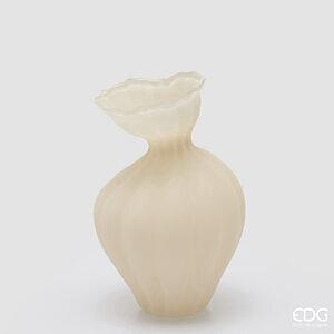 Vazo dekorative me formë valëzuese