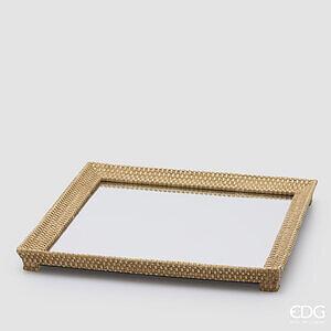 Tabaka dekorative me thurje – formë katrore